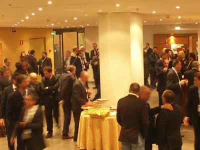 Porto Antico di Genova - Centro Congressi - Tutti gli spazi per meeting, congressi ed eventi di Porto Antico di Genova moderno centro congressi sul mare.
