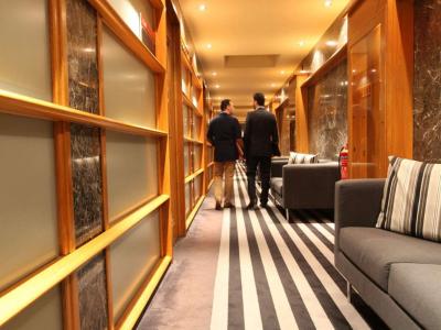 Makedonia Palace Hotel - Scopri l'offerta congressuale del Makedonia Palace Hotel, in grado di ospitare eventi da 10 a 600 persone nella splendida città di Salonicco, Grecia.