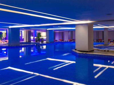 Savoy Le Grand Hotel - Eventi, meeting e ricevimenti esclusivi nel cuore di Marrakech, Marocco: vedi i servizi del 5 stelle Savoy Grand Hotel, con 3 sale meeting fino a 800 persone.