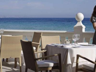 Hotel Santos Nixe Palace - Eventi, meeting e ricevimenti esclusivi a Palma de Mallorca: vedi i servizi del 5 stelle Hotel Santos Nixe Palace, sulla spiaggia, che dispone di 6 sale sale meeting fino a 170 pax