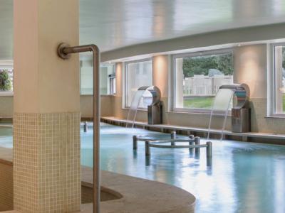 Silva Splendid - Al Silva Splendid il lavoro incontra il benessere: centro congressi, SPA di 4000 mq., parco, piscina esterna e interna.