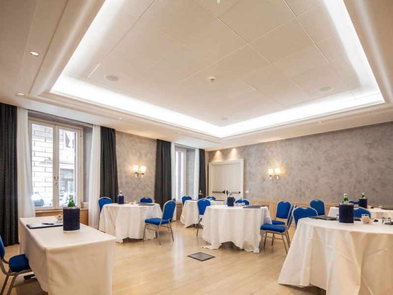 ROSE GARDEN PALACE Sala meeting Borghese