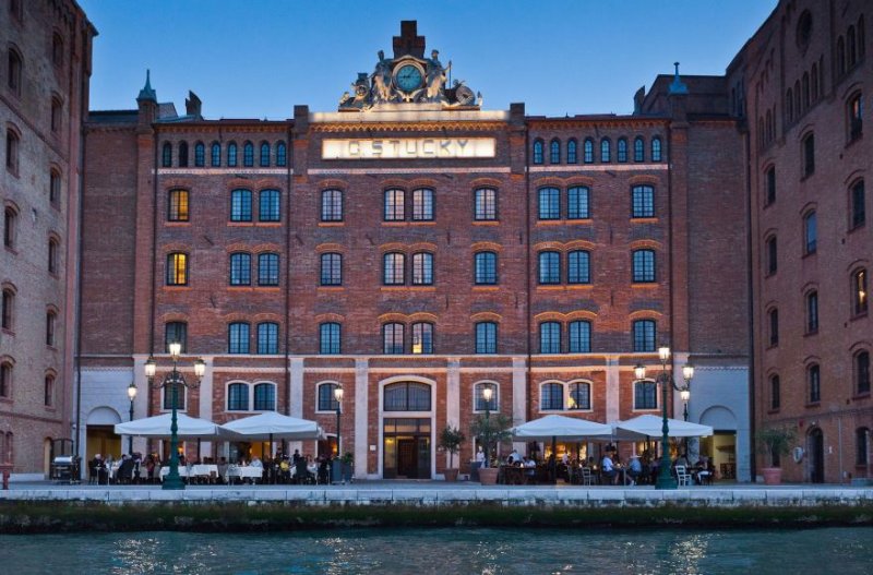HILTON MOLINO STUCKY 