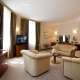 EXECUTIVE HISTORICAL SUITE LIVING ROOM 
